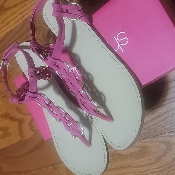 Shoedazzle fuchsia flat sandals size 8 - Picture 3 of 7